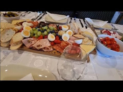 Видео: 👉 После такой сербской Славы на 10 кг поправилась  😂 😂 😂 . Элла Австралия