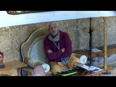 Видео: ШБ 11.25.27-28 - Ґопал Ґуру пр.