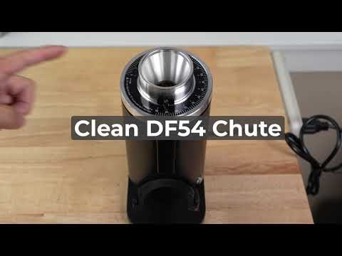 Видео: Очистите выходной желоб DF54.