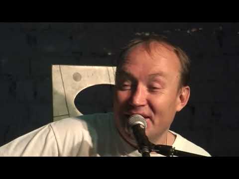 Видео: АЛЕКСАНДР ЛАЭРТСКИЙ - Концерт в Новосибирске 11.12.2010, "Бродячая Собака".