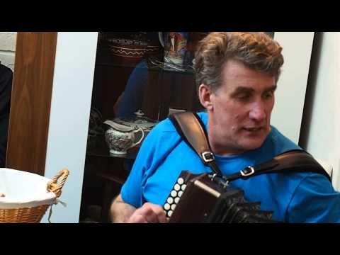 Видео: Виктор Лукашов наигрыши. Рок-н-ролл уже мертв, а гармонь ещё нет!!!!