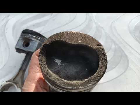 Видео: Toyota, двигатель 3S d4, лопнул поршень фирмы tekken.