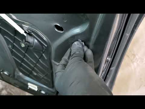 Видео: take off door handle audi Q7. снятие ручки двери ауди Q7 2013