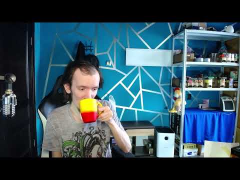 Видео: Пью и оцениваю новый таежный чай из додо пиццы