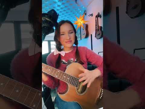 Видео: ДДТ - Что такое осень. Исполняет Ирина Ромашка