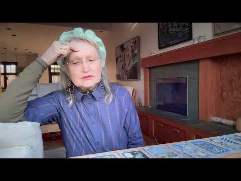 Видео: Мужчина, о котором Вы постоянно думаете, что у него к Вам? #колена