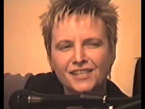 Видео: Светлана Сурганова - квартирник (Москва, 29.03.2003)