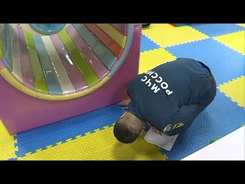 Видео: Самый крупный торговый центр Уссурийска проверили пожарные и сотрудники прокуратуры