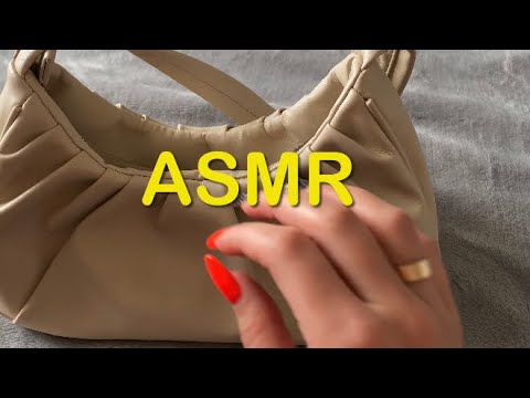 Видео: ASMR What’s in my bag? / АСМР Что в моей сумке / Тихий голос / Релакс / Триггеры / Таппинг