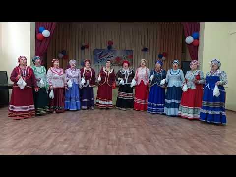 Видео: Самодеятельный народный хор «С песней по жизни» им. Т. А. Жалненковой - «Течет речка по песочку».