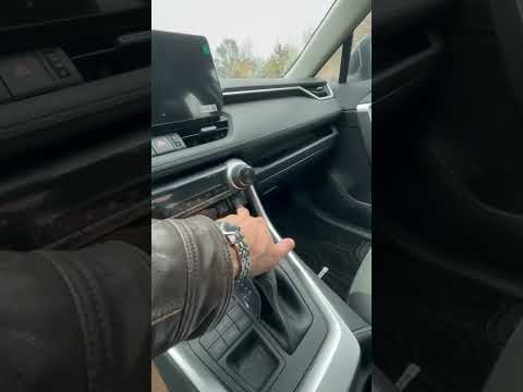 Видео: 🚘 TOYOTA RAV4 новый в последнем рестайле #automobile #автокитай #обзор