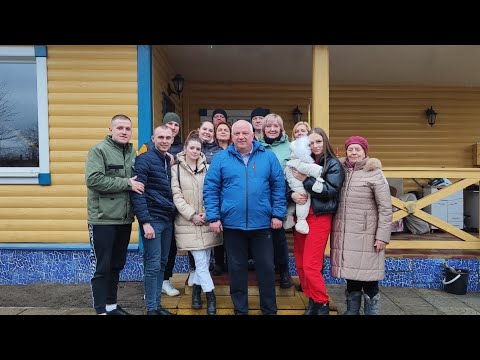 Видео: Столько гостей Деревенька у озера давно не видела.