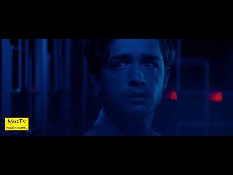 Видео: Истов - Аэропорты (MuzTv)