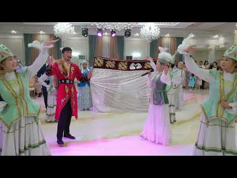 Видео: Махамбет & Аруна