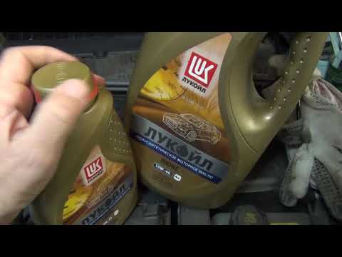 Видео: LADA GRANTA FL Замена масла в двигателе  Смотрим свечи  Нагар в цилиндрах   Пробег 19461 км