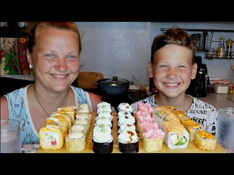 Видео: Мукбанг Роллы /Соскучилась по нашей еде/Отмечаем отпуск /Спасибо за поздравления 50К♥️Вы лучшие 😘