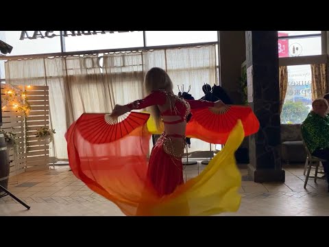 Видео: Танец с веерами-вейлами + восточный танец на Юбилее в г. Санкт-Петербург 🪭