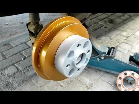Видео: Проставки по 40 мм на каждую ступицу из алюминиевого сплава на Passat B2. Расширяем колёсную базу.