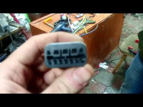 Видео: Установка рестайл фар на BMW E60 2004г. Дооснащение