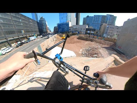 Видео: Мы нашли сумасшедшее место для катания на BMX, спрятанное на стройплощадке