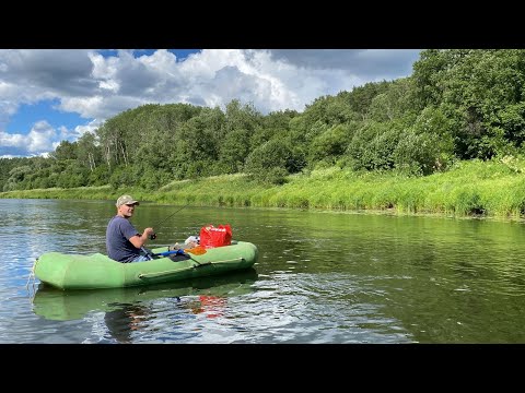 Видео: Сплав по реке Угра! Красивые заповедные места , Уха на костре , Отдых с Душой!