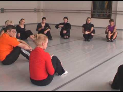 Видео: Мастер класс по танцу-игре для маленьких (3-4 лет).