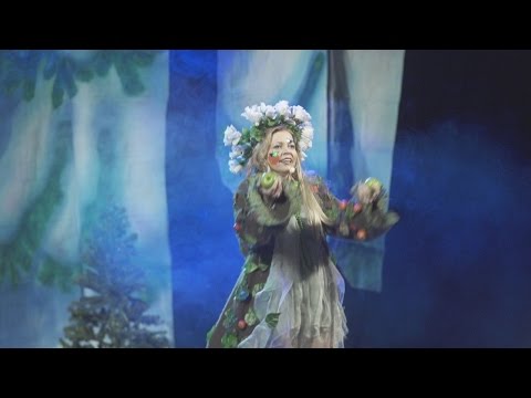 Видео: Новогодние приключения МАШИ и ВИТИ