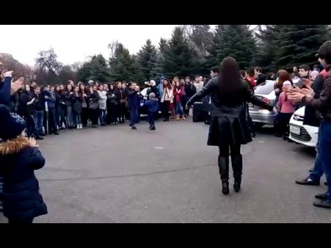 Видео: ДЕНЬ ВОЗРОЖДЕНИЯ БАЛКАРСКОГО НАРОДА 2016