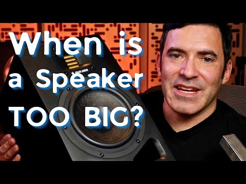 Видео: Студийные мониторы: слишком большие против слишком маленьких