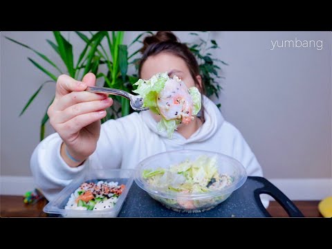 Видео: МУКБАНГ меня укусила собака Что делать? Филадельфия и поке с креветками mukbang