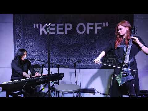 Видео: Лусинэ "Lou" Геворкян - Шрамы(Tracktor Bowling) (Live 2022)