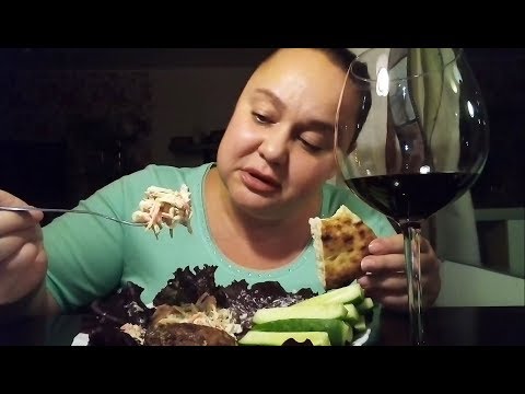 Видео: Мукбанг Едим и болтаем