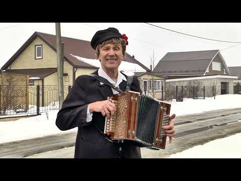 Видео: "Я иду из-под угору". Исполняет Павел Комаров.