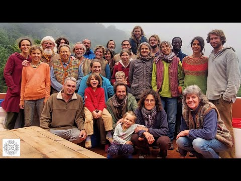 Видео: Немецкие бросившие школу в Болгарии — жизнь как 100 лет назад!