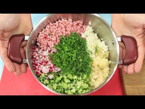 Видео: Запомните этот рецепт! Очень вкусненькая ОКРОШКА на сметане!