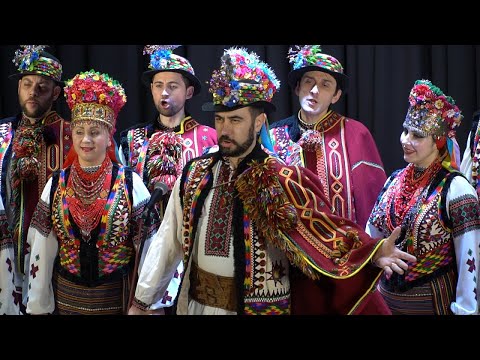 Видео: Браво! Колядує та танцює «Гуцулія». Неперевершено!