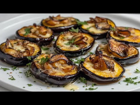 Видео: Все влюбились в эти простые и вкусные баклажаны! 2 самых потрясающих рецепта из баклажанов!