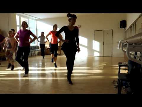 Видео: Бачковско Хоро стъпки Bachkovsko horo   steps