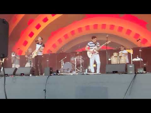 Видео: Браво - Стильный оранжевый галстук. Family Rock Fest 2025