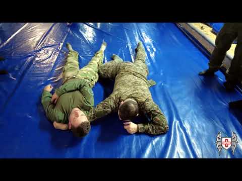 Видео: Приемы переворота, поворота и эвакуации раненого