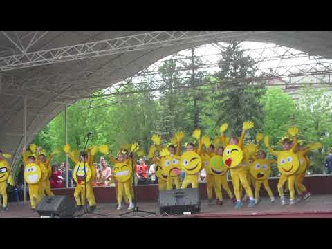 Видео: Танец смайликов:) 2 ЧАСТЬ