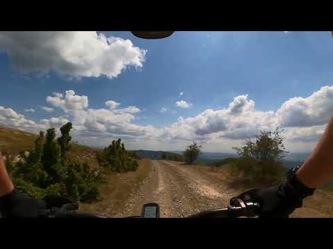 Видео: Из спусканията на Мургаш Класик... Мнооого силен страничен вятър # Specialized Turbo Levo 3 + GoPro9
