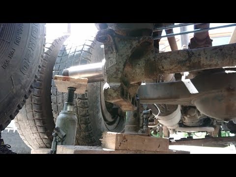 Видео: Установка балансирной оси на Камаз или тяжелый случай!