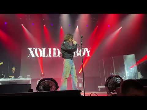 Видео: XOLIDAYBOY - Океаны (Ростов-на-Дону / 21.05.2024)