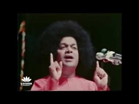 Видео: Сатья Саи Баба 50 летие 3 часть Конф-я для учителей и открытие Гопурам