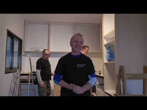 Видео: Два года ждали кухню‼️.Как в Израиле сдают квартиры под ключ.