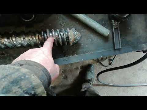 Видео: Реставрация вала зернового экструдера. Навариваю, протачиваю вал зернового экструдера.