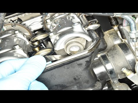 Видео: Проверка зазоров клапанов Kawasaki Versys-X 300