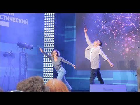 Видео: Алиса Доценко и Антон Пануфник. Совместный танец в честь Дня города Москвы (876 лет).