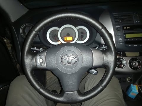 Видео: Тойота Рав 4. Toyota RAV4. замена кожи.